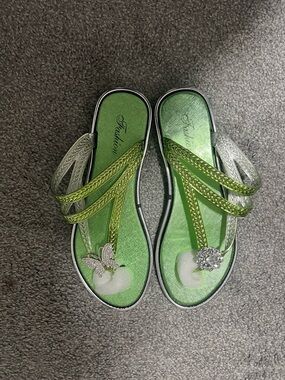 Green Butterfly and Flower Rhinestone Women's Sandals